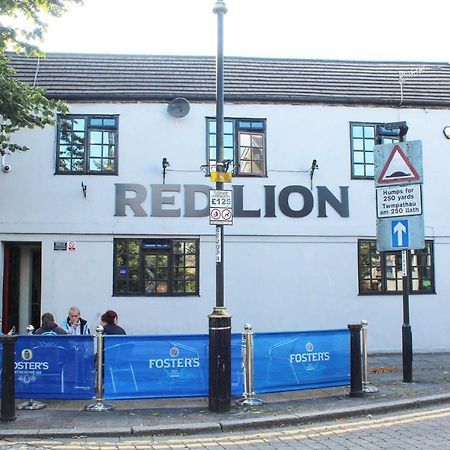 Red Lion Hotel Tredegar Екстериор снимка