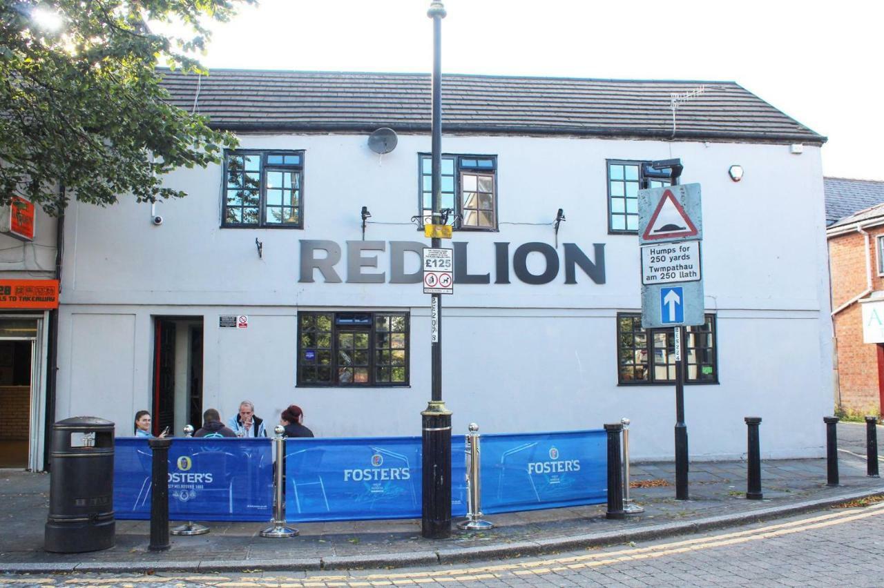 Red Lion Hotel Tredegar Екстериор снимка